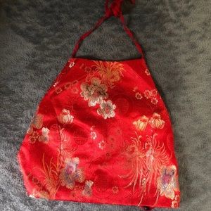 Beautiful shirt with open back!